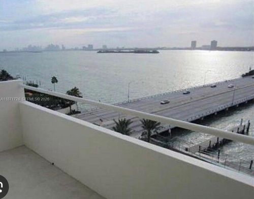 904-7904 West Dr, North Bay Village, FL, 33141-5531 | Card Image