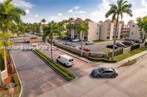 apt-304-6195 Nw 186th St, Hialeah, FL, 33015-6087 | Card Image