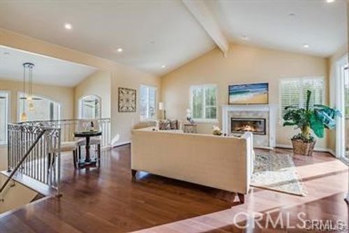 a-2113 Mathews Ave, Redondo Beach, CA, 90278-3078 | Card Image