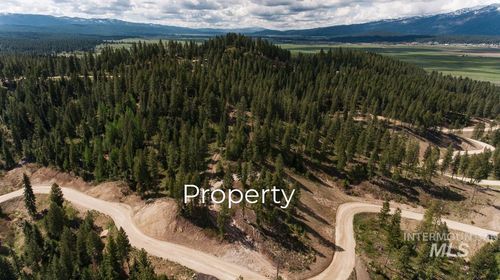 38 San Ignacio Way, Cascade, ID, 83611-6016 | Card Image