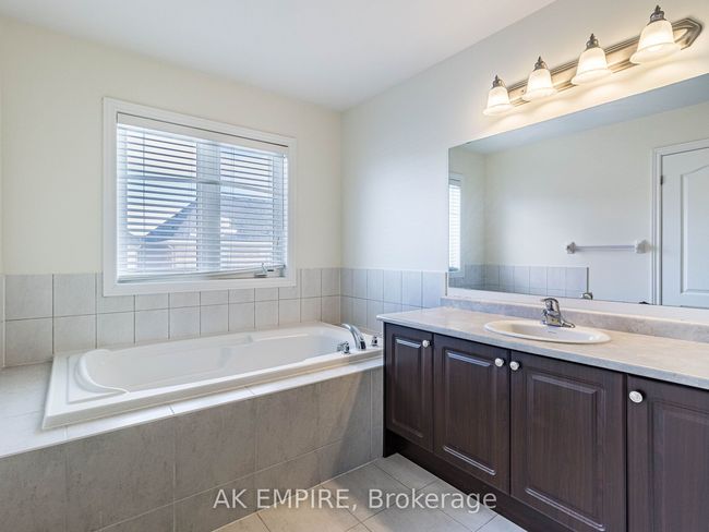 856 Miltonbrook Cres, House attached with 4 bedrooms, 3 bathrooms and 2 parking in Milton ON | Image 29