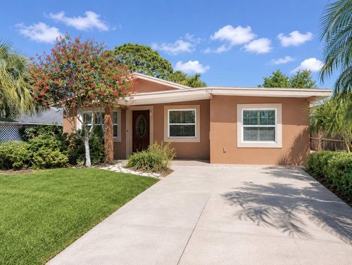 619 Garland St N, SAINT PETERSBURG, FL, 33703-2299 | Card Image