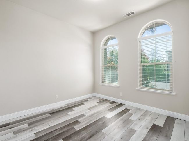 1026 E Carnoustie Ave, House other with 4 bedrooms, 0 bathrooms and null parking in Fresno CA | Image 4