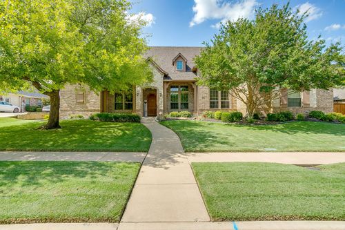216 Williamsburg Ln, Ovilla, TX, 75154-3321 | Card Image