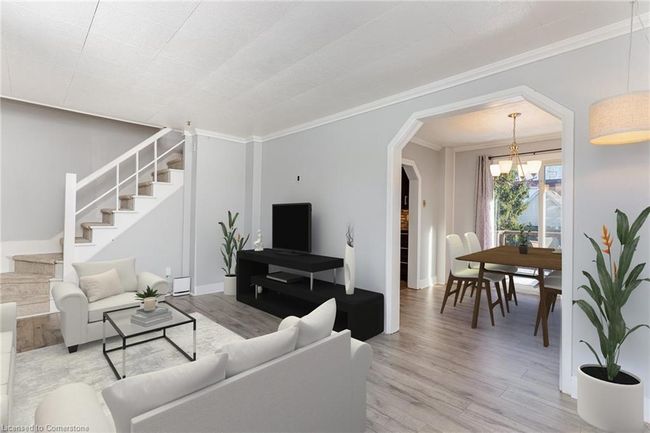 69 Lower Horning Rd, House other with 3 bedrooms, 1 bathrooms and 3 parking in Hamilton ON | Image 5