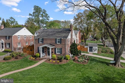 19 Hawthorne Ln, BRYN MAWR, PA, 19010-1015 | Card Image