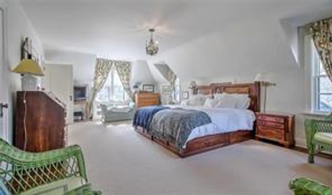 2722 Montcalm Cres Sw, House detached with 4 bedrooms, 2 bathrooms and 3 parking in Calgary AB | Image 33