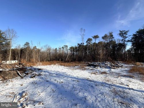 7360 Middle Ridge Rd, NEWPORT, PA, 17074-7323 | Card Image