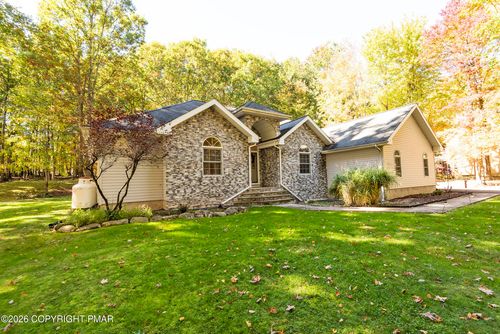 507 Cays Road, Stroudsburg, PA, 18360 | Card Image