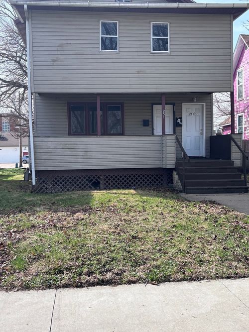 231 3rd Avenue, Clinton, IA, 52732 | Card Image