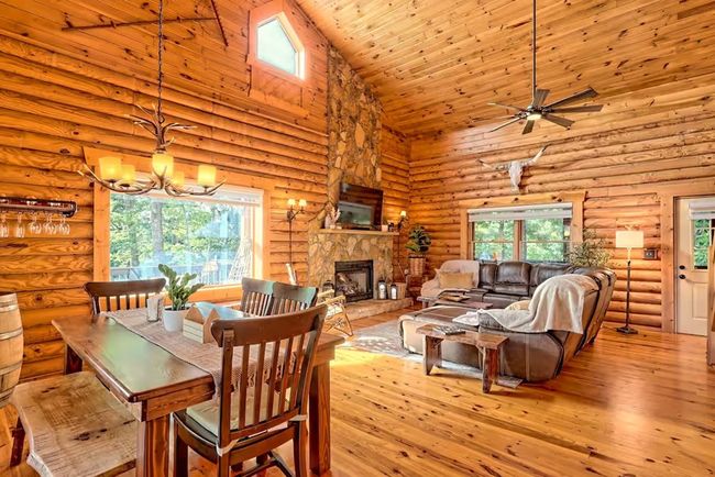 1343 Highland Trce, Home with 3 bedrooms, 3 bathrooms and null parking in Blairsville GA | Image 4