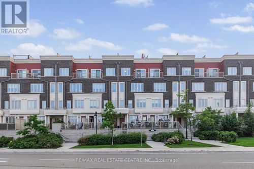 27-100 Long Branch Avenue, Toronto (Long Branch), ON, M8W1N6 | Card Image