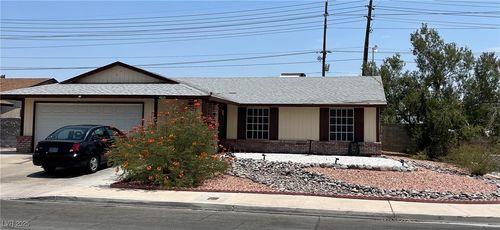 4221 Kensington Way, Las Vegas, NV, 89108-5436 | Card Image