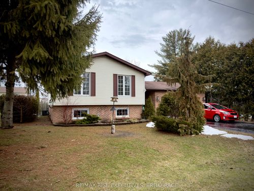 239 Church St, Napanee, ON, K7R1C5 | Card Image