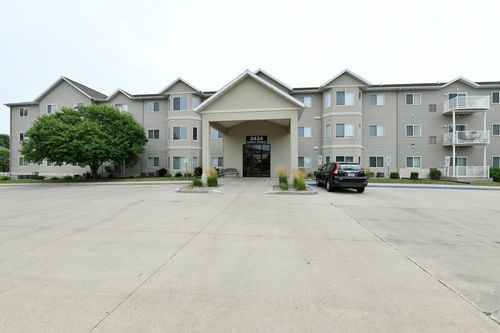 110-3434 28th St S, Fargo, ND, 58104-4903 | Card Image