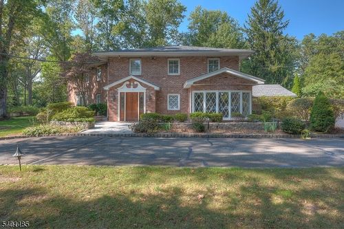 218 Devon Rd, Essex Fells, NJ, 07021-1512 | Card Image