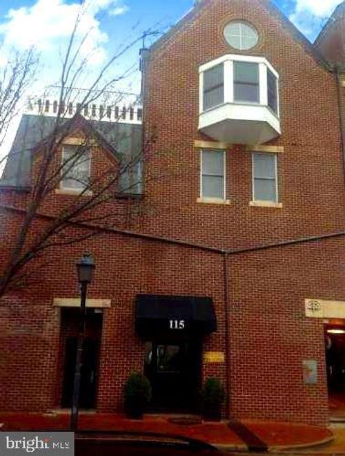 bh300-115 N Lee St, ALEXANDRIA, VA, 22314-3258 | Card Image