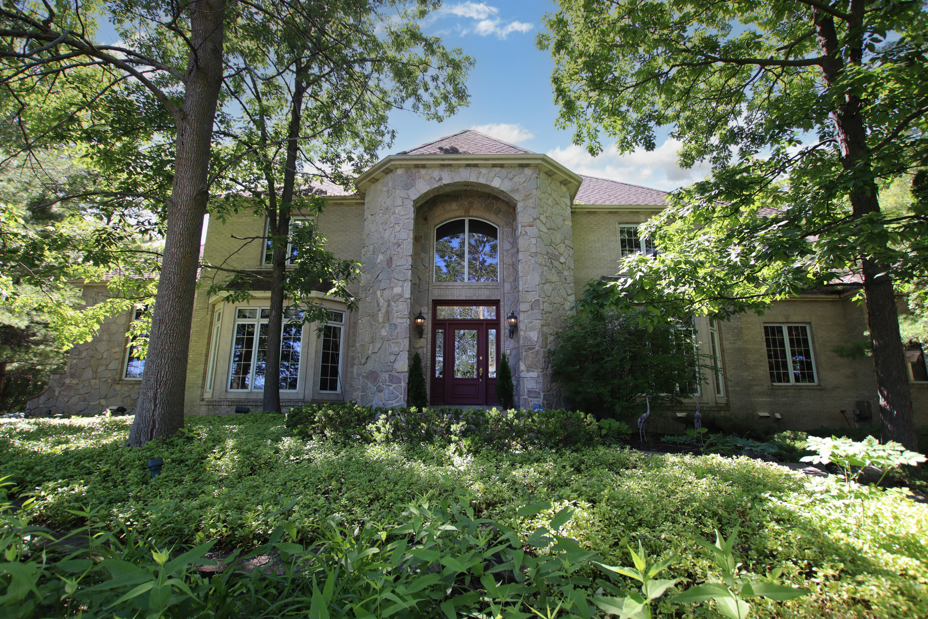 Ledgewood Dr, Fond Du Lac, WI 54937