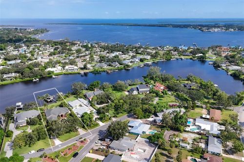 6012 Shore Acres Dr, Bradenton, FL, 34209-1446 | Card Image