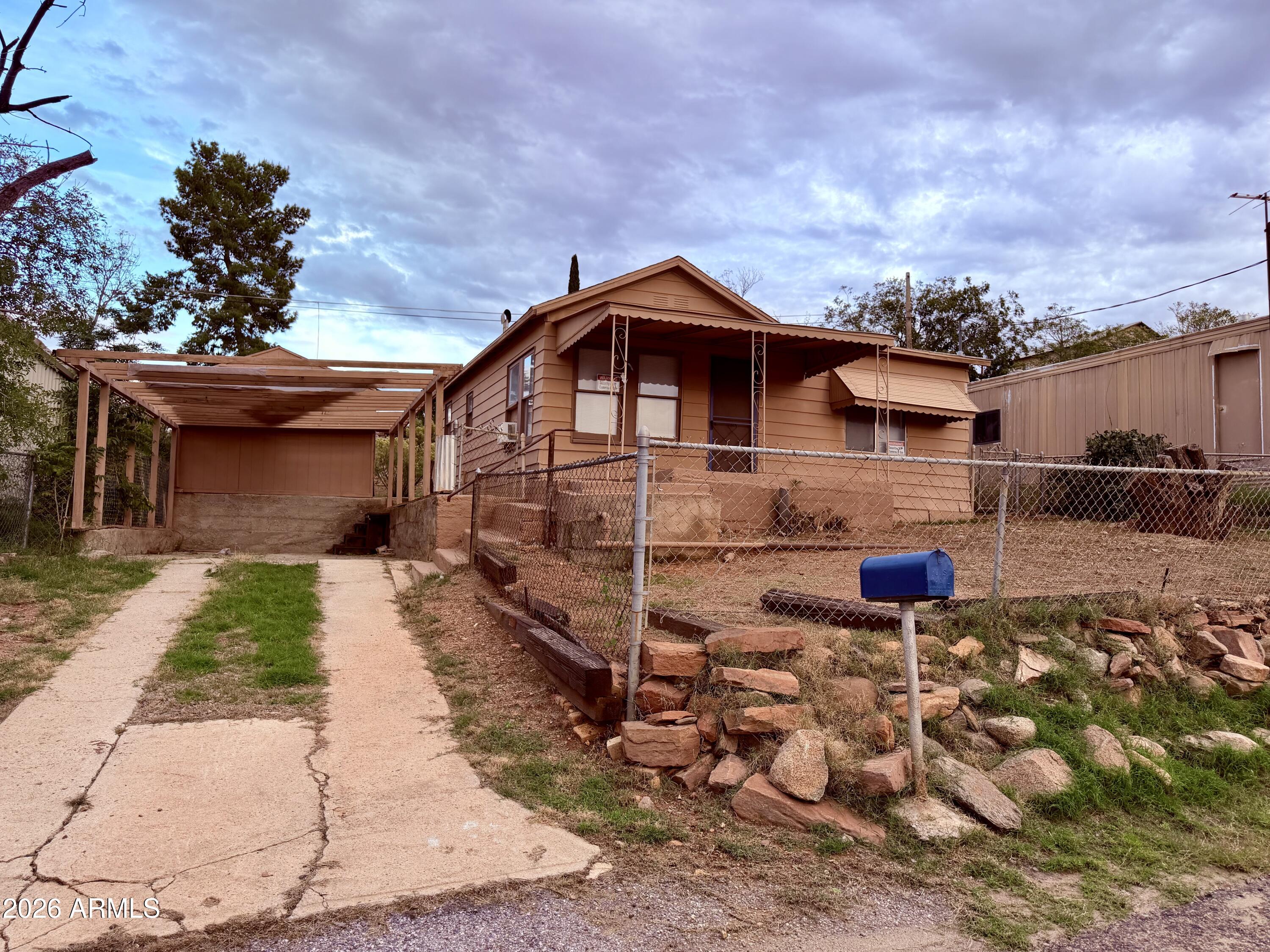 5675 S Mountain Vw, For Sale in Globe - eXp Realty