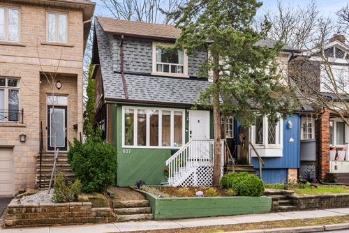 637 Hillsdale Ave E, Toronto, ON, M4S1V4 | Card Image