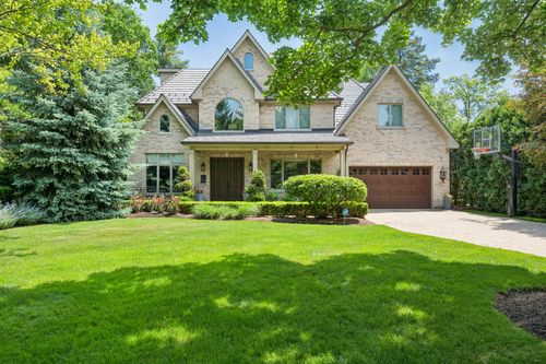 916 Seminole Rd, Wilmette, IL, 60091-1223 | Card Image