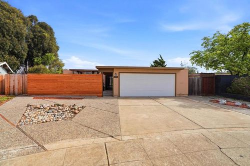 104 Eliza Court, Foster City, CA, 94404 | Card Image