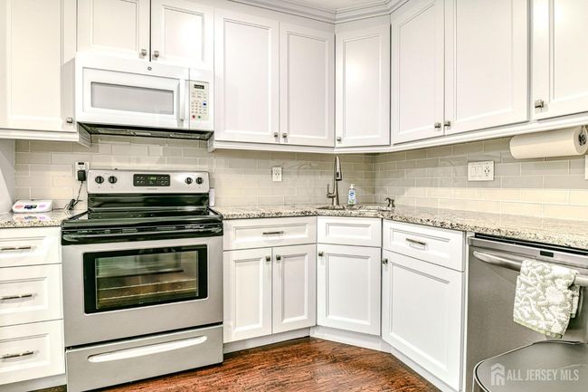 C - 2 Aaron Burr Ct, Townhouse with 2 bedrooms, 2 bathrooms and null parking in Monroe NJ | Image 9