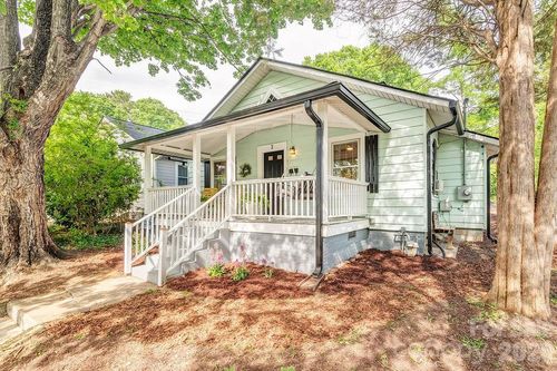 3 Irving St, Asheville, NC, 28804-2504 | Card Image