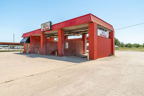 929 E Main St, Eastland, TX, 76448-3014 | Card Image