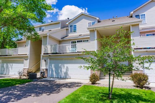 7639 Nicholas Way, Chanhassen, MN, 55317-7545 | Card Image