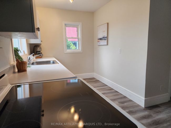 14 Oak St, House attached with 3 bedrooms, 2 bathrooms and 2 parking in Lancaster ON | Image 12