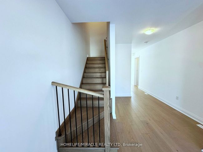 25 Gateway Dr, House other with 6 bedrooms, 4 bathrooms and 2 parking in Barrie ON | Image 24