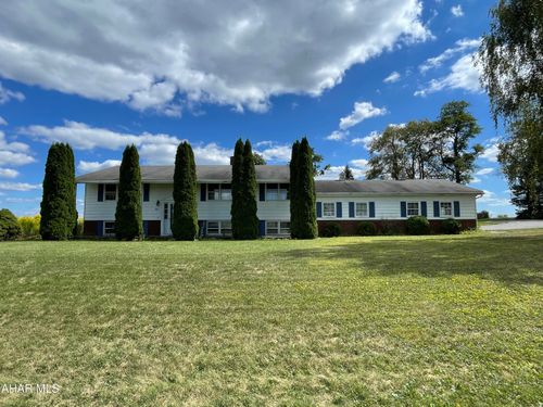 201 Stock Rd, Ebensburg, PA, 15931-5405 | Card Image
