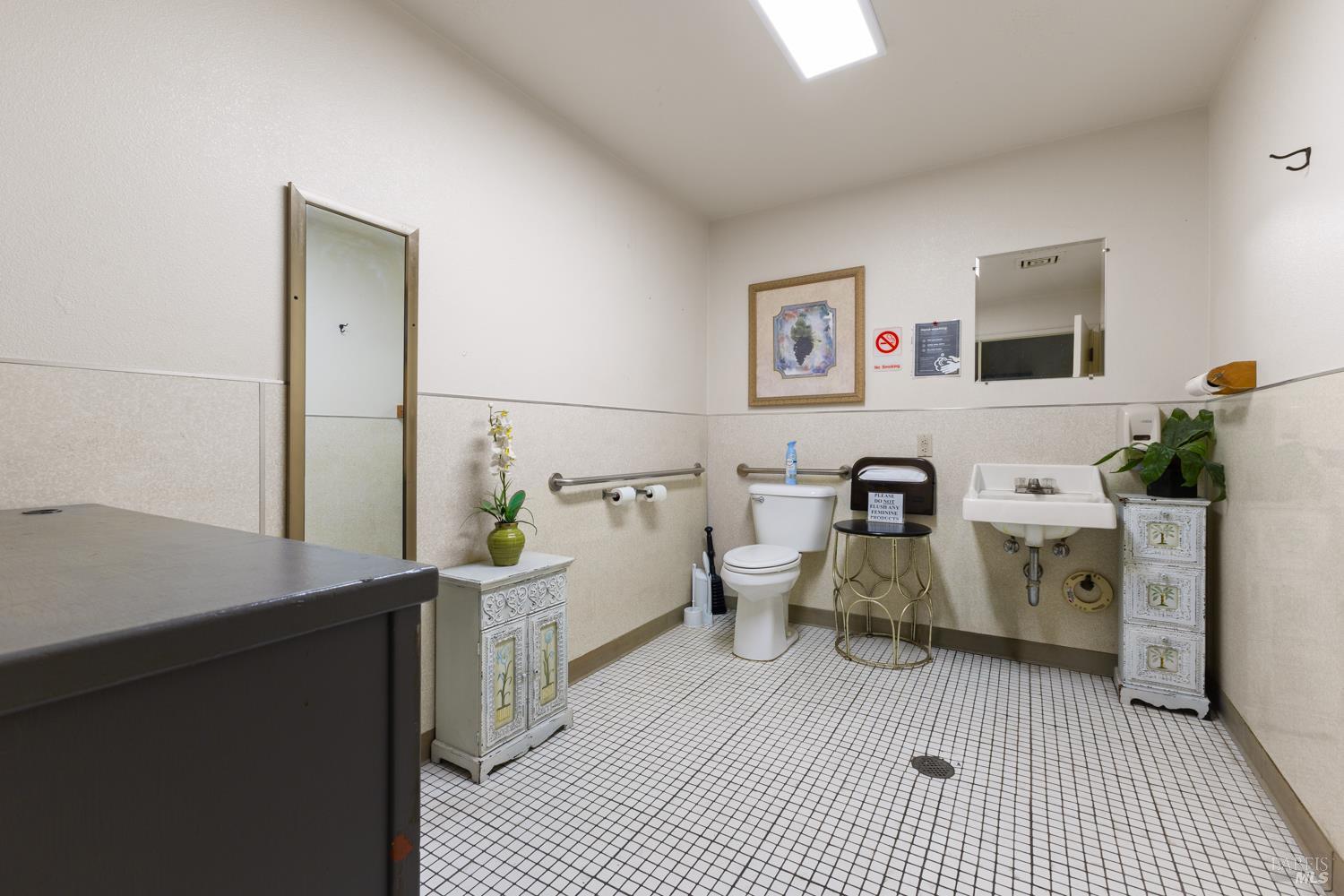 Commercial Sale in Santa Rosa 5