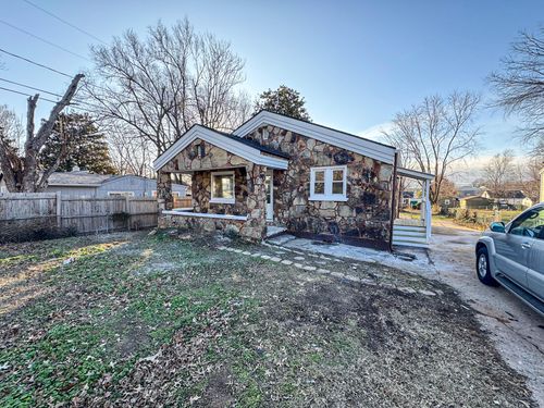 1440 E Locust St, Springfield, MO, 65803-3842 | Card Image