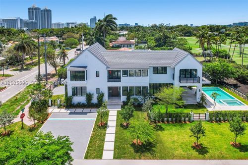 5262 Lagorce Dr, Miami Beach, FL, 33140-2106 | Card Image