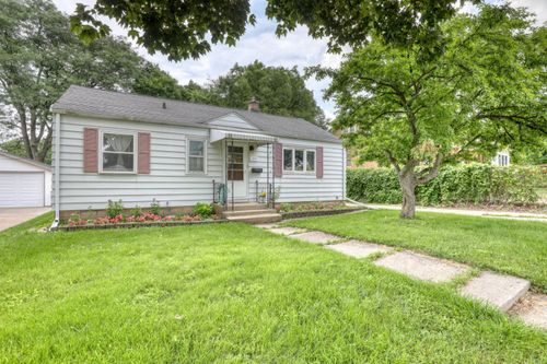 1234 S 97th St, WEST ALLIS, WI, 53214-2625 | Card Image