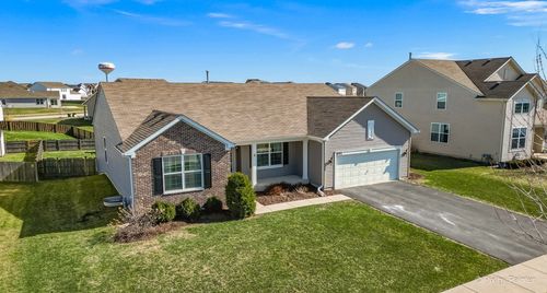 691 Windett Ridge Rd, Yorkville, IL, 60560-1918 | Card Image