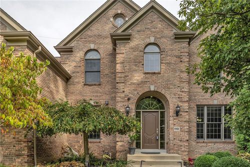 110 Merlin Dr, Canonsburg, PA, 15317-3330 | Card Image