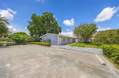 15-1109 Nw 6th Avenue, Pompano Beach, FL, 33060 | Card Image