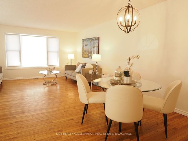 1302 Brackenwood Cres, House attached with 4 bedrooms, 2 bathrooms and 1 parking in Kingston ON | Image 8