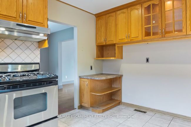 1 Dunbarton Cres, House other with 4 bedrooms, 3 bathrooms and 4 parking in Brampton ON | Image 13