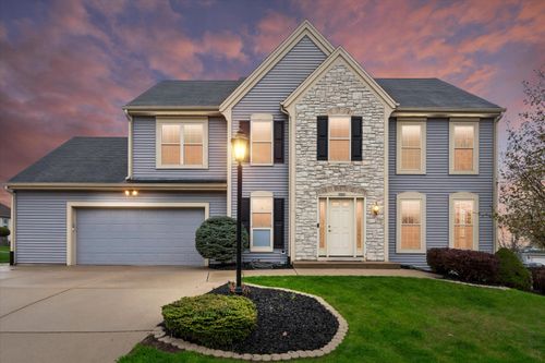 2309 Rickert Dr, Waukesha, WI, 53189-7892 | Card Image