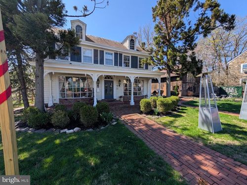 ste-b-15 W Ferry St, NEW HOPE, PA, 18938-1351 | Card Image