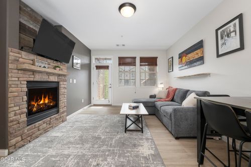 158 Village Rd, Granby, CO, 80446-8704 | Card Image