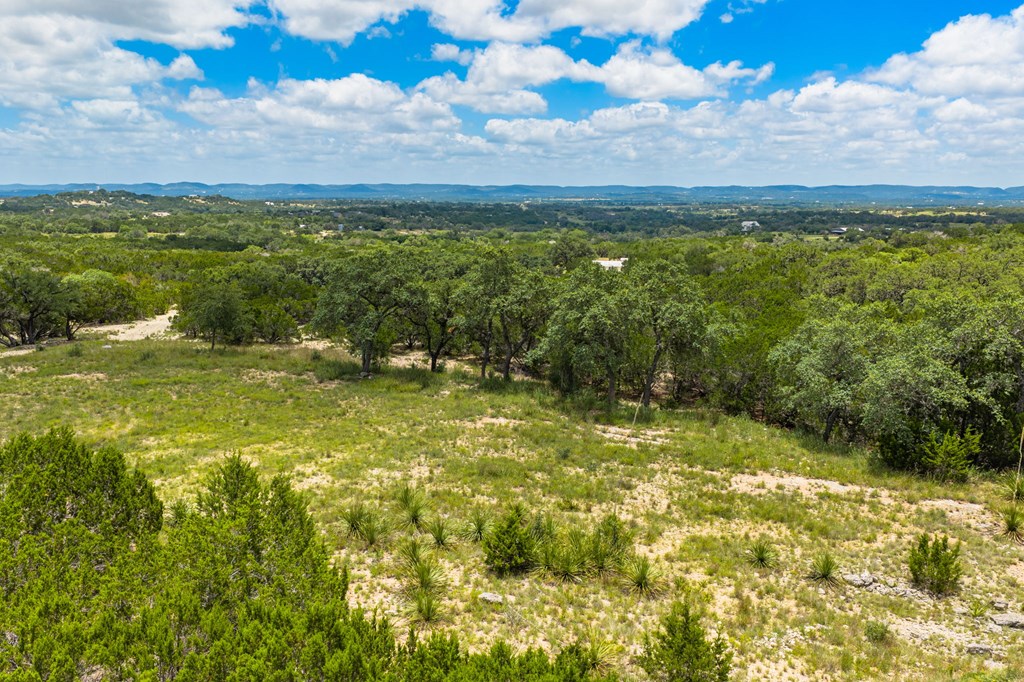 Land in Bandera 3