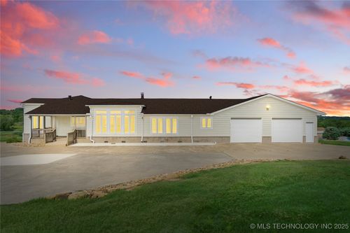4418 N Little Ave, Cushing, OK, 74023-2356 | Card Image