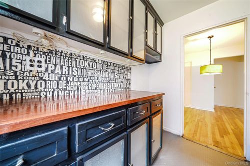 apt-207-1 Fisher Dr, Mount Vernon, NY, 10552-3607 | Card Image