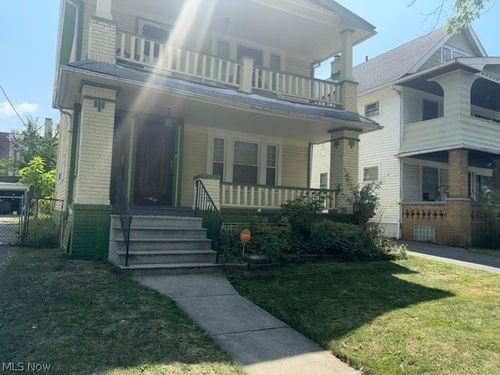 3013 E 130th St, Cleveland, OH, 44120-5470 | Card Image